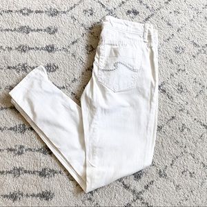 Op white skinny jeans